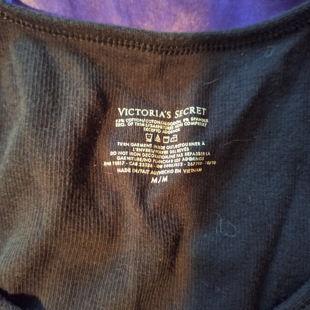 VS Ribbed Cotton Tank - Picture 3 of 4